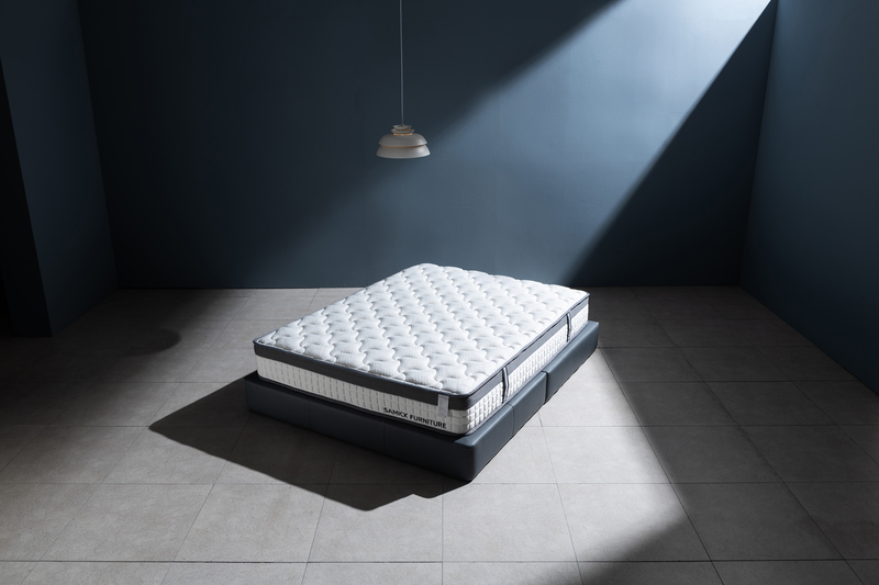 Đa kích thước cùng thiết kế tinh tế của nệm lò xo Transform mang tới vẻ đẹp thanh lịch cho phòng ngủ 